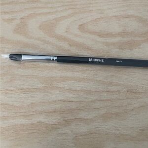 Morphe cosmetics M412 brush